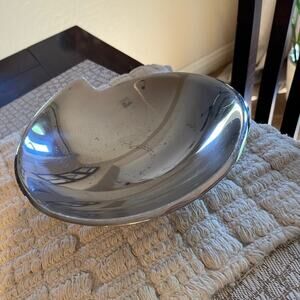 Nambe’ 628  modern bowl retired style